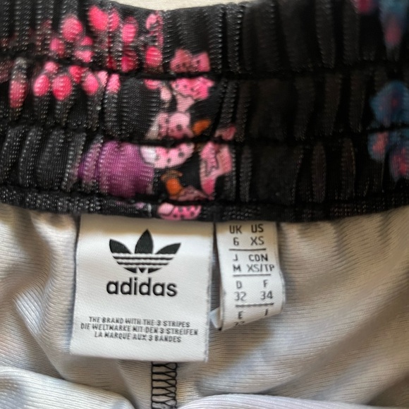 Adidas Kids Black Floral Matching Set - Picture 10 of 10